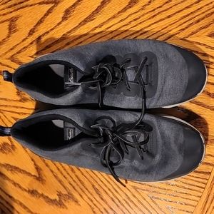 Lightweight eddie bauer sneakers